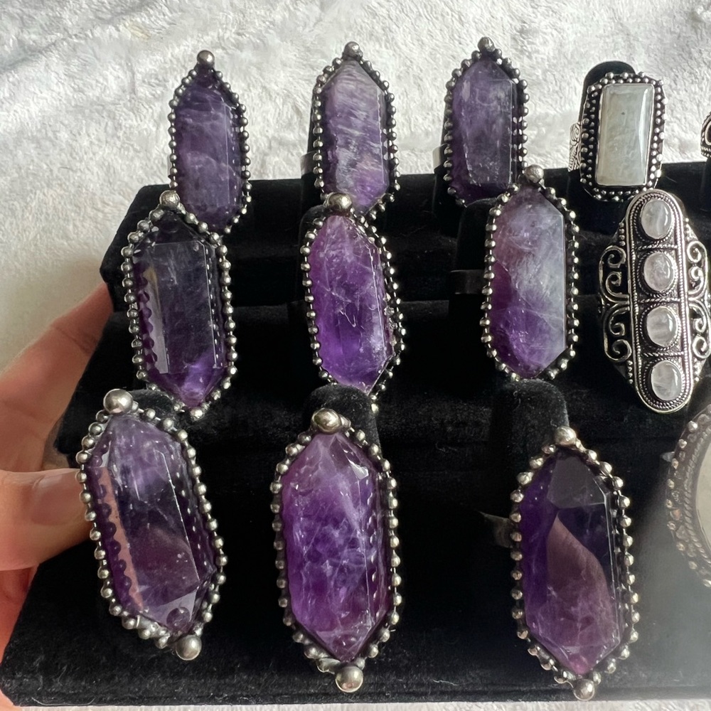 Huge Amethyst Psychic Intuition Ring - Picture 9 of 9
